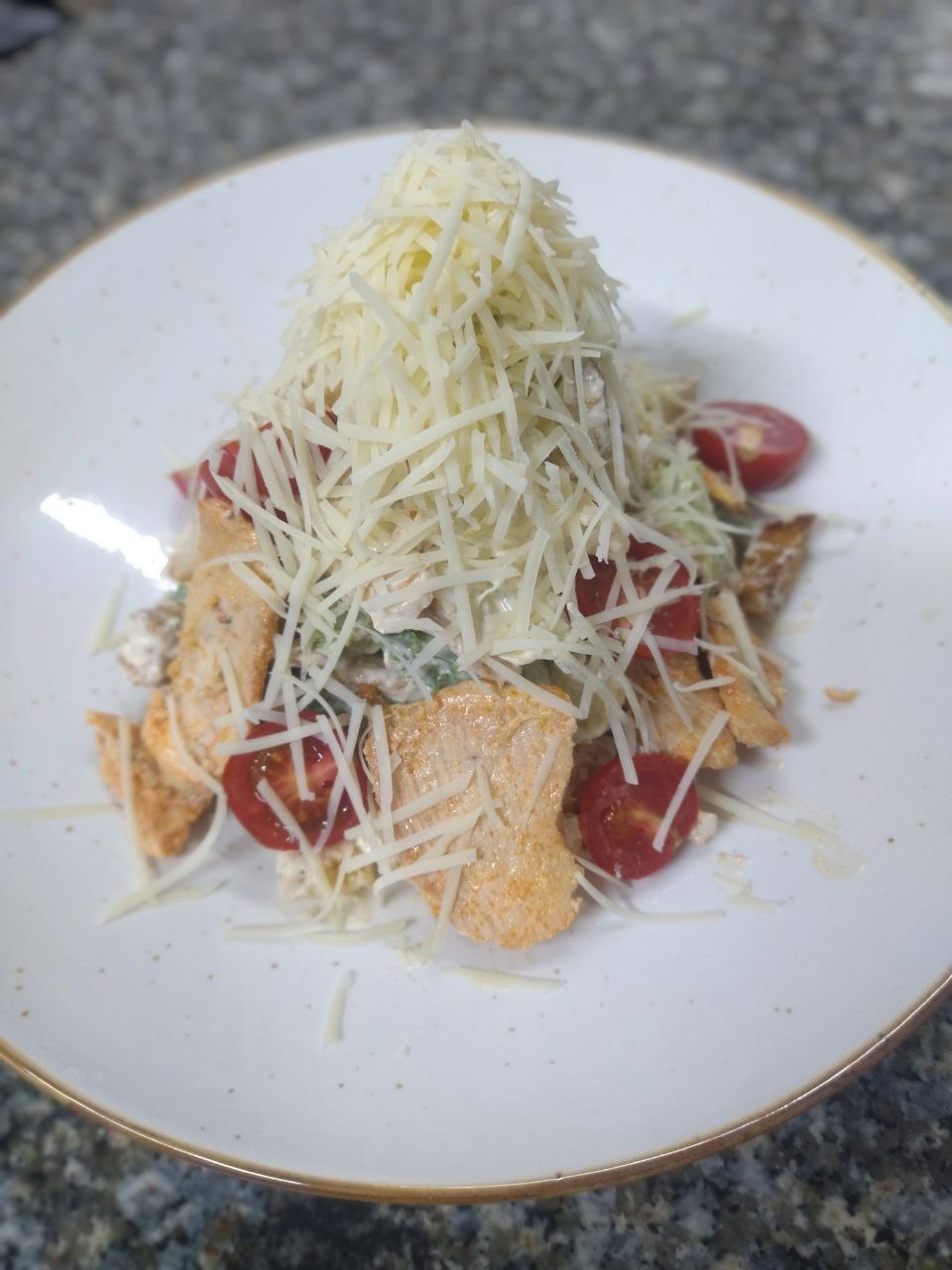 Цезарь с курицей